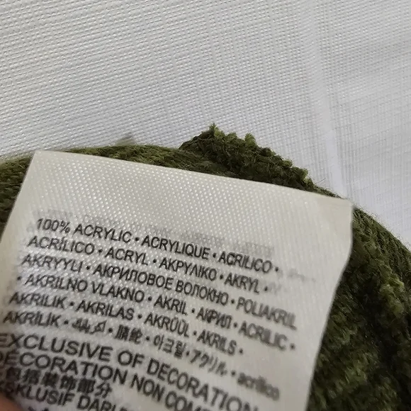 Nike Hat beanie like new - Picture 5 of 5